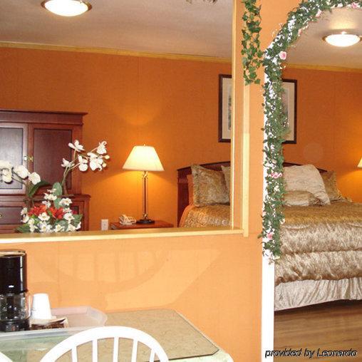 Coast Inn And Spa Fort Bragg Room photo